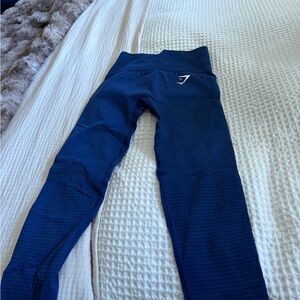Gym shark leggings